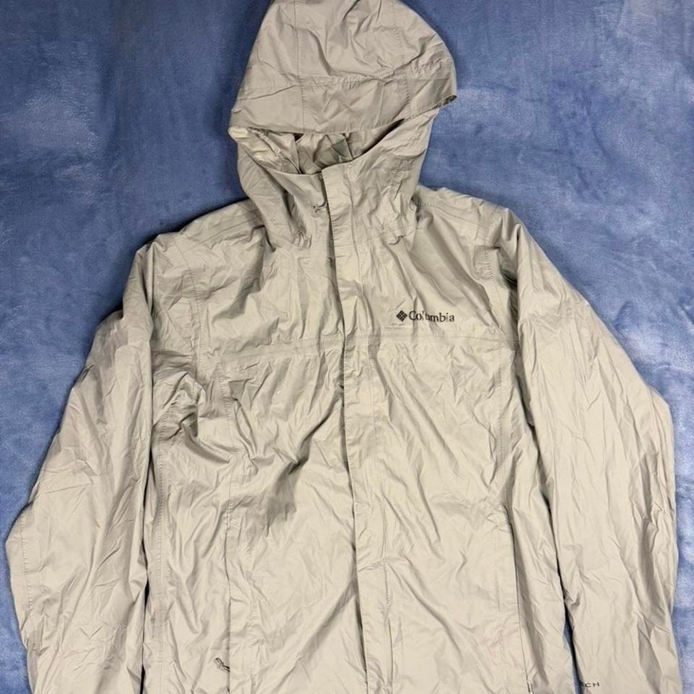 Columbia grey rain jacket men Size S‎